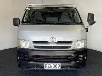 Toyota Hiace 2006 photo 3