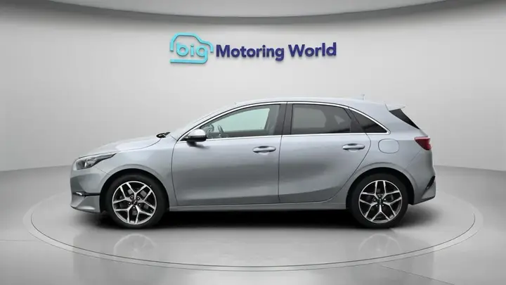 Kia Ceed 2023 photo 5