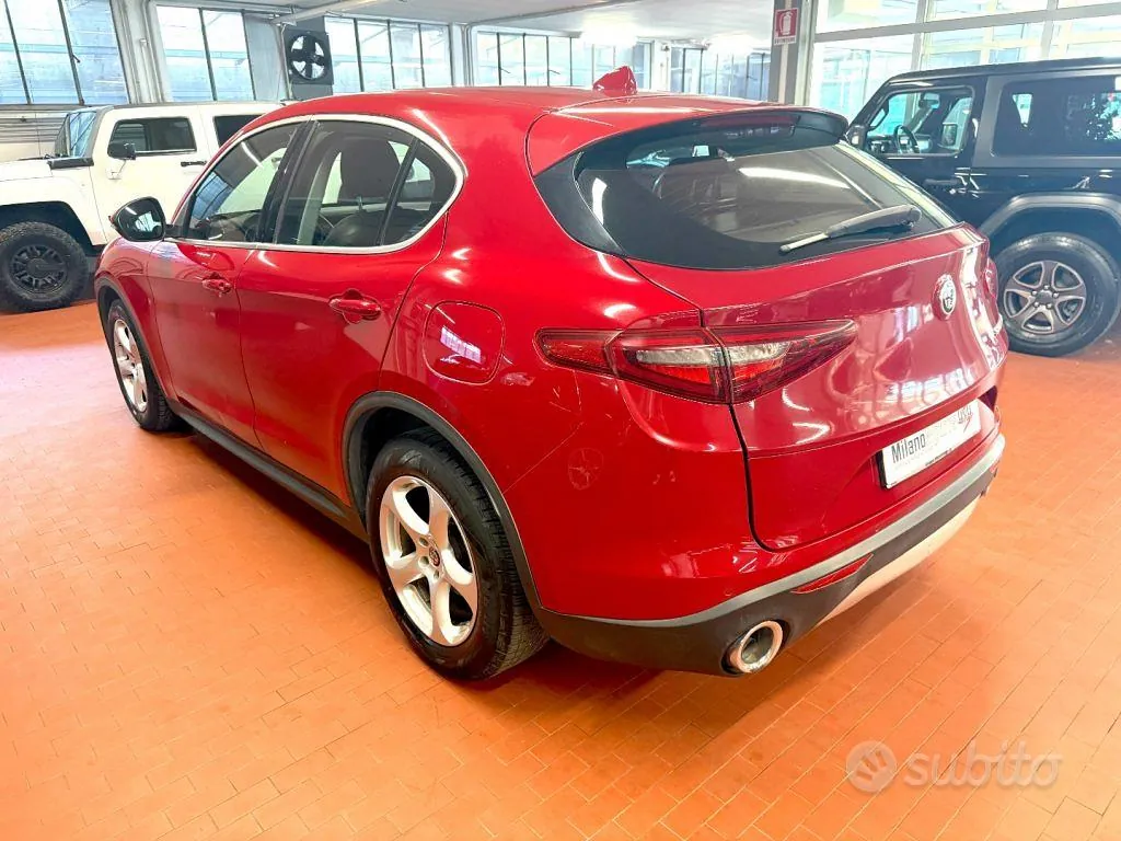 Alfa Romeo Stelvio 2017 photo 4