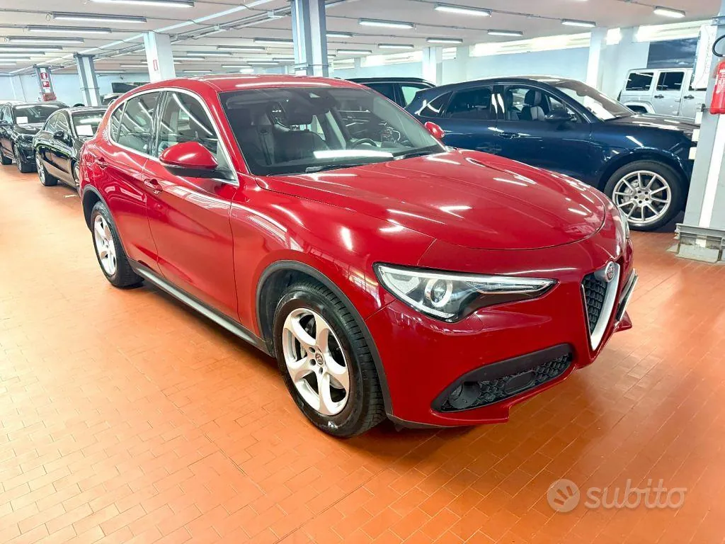 Alfa Romeo Stelvio 2017 photo 2