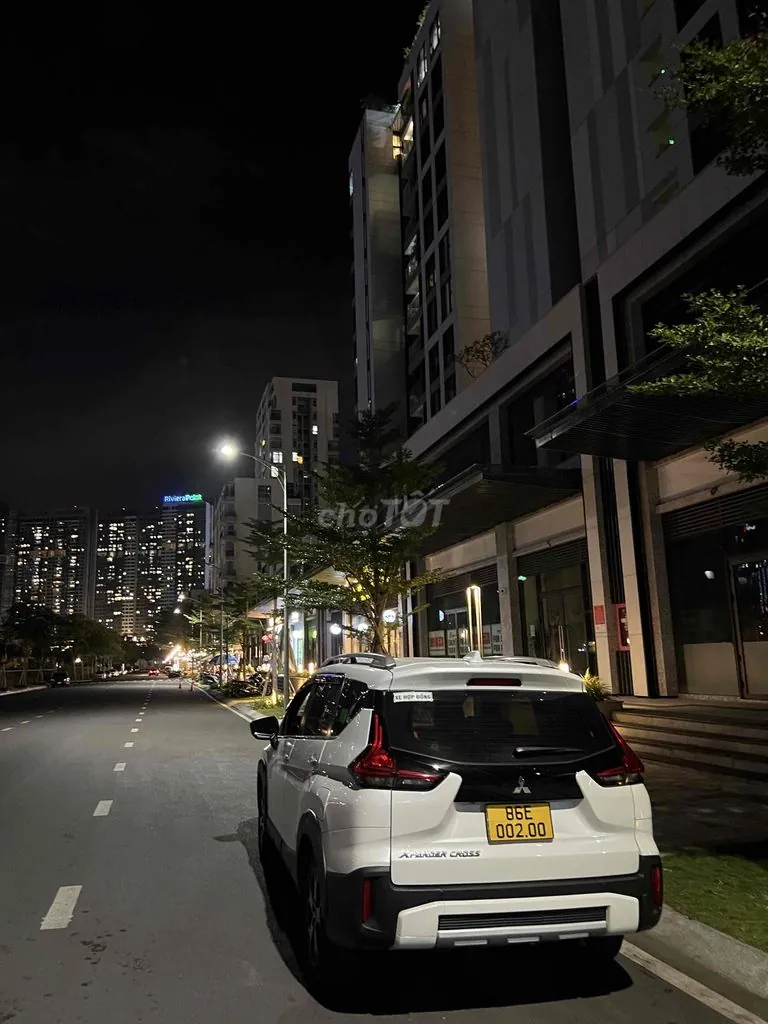 Mitsubishi Xpander Cross 2022 photo 2
