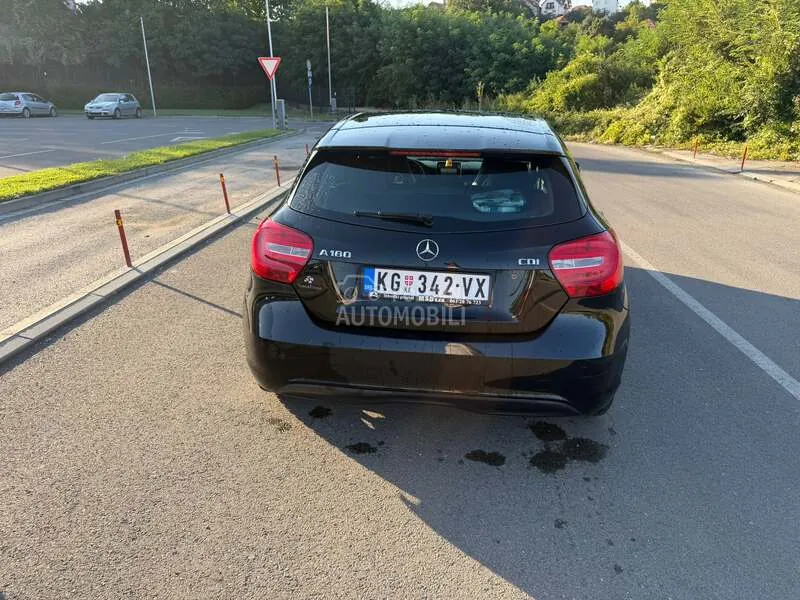 Mercedes-Benz A180 2013 photo 5