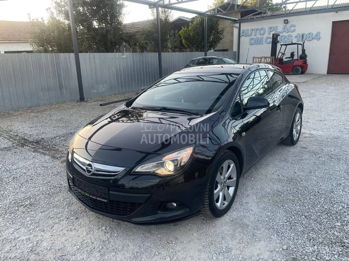 Opel Astra 2012 photo 2