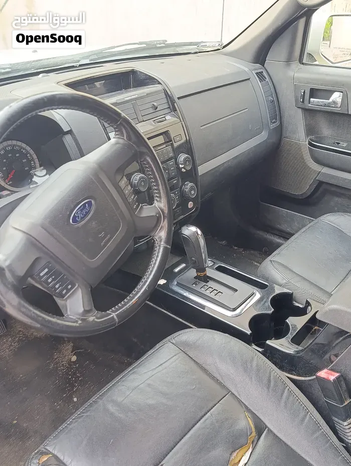 Ford Escape 2010 photo 4
