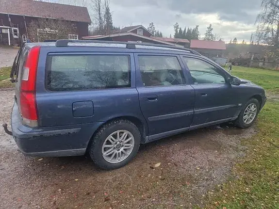 Volvo V70 2002 photo 5