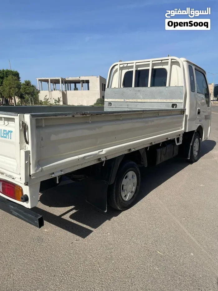 Kia Bongo 2001 photo 3