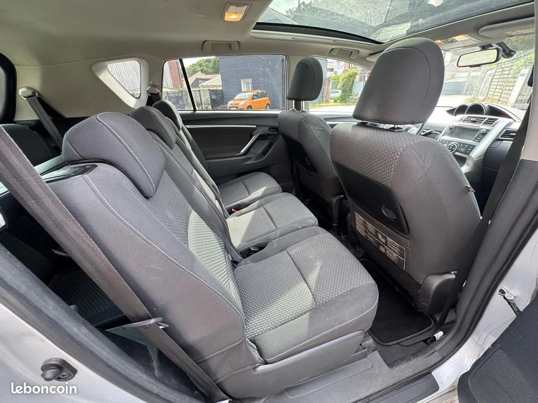 Toyota Verso 2013 photo 5