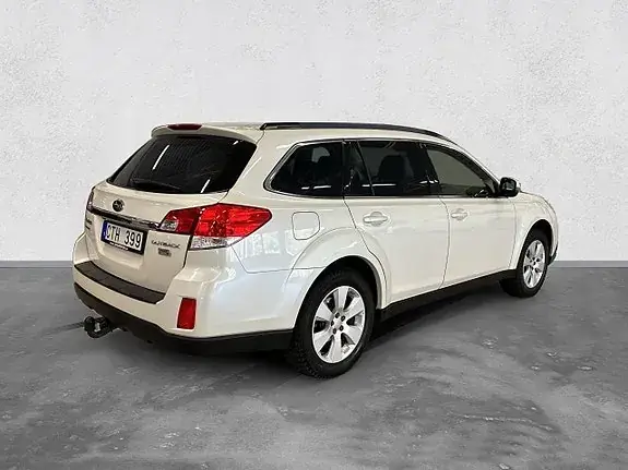 Subaru Outback 2012 photo 5