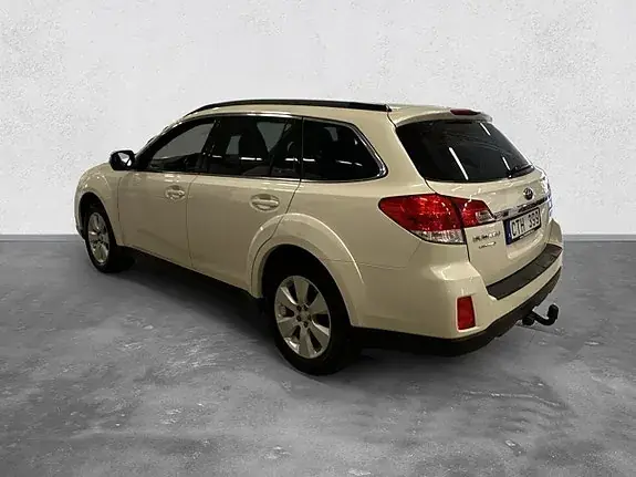 Subaru Outback 2012 photo 3