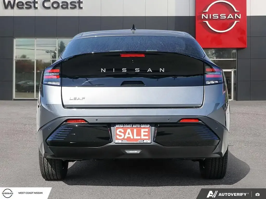 Nissan Leaf 2026 photo 5