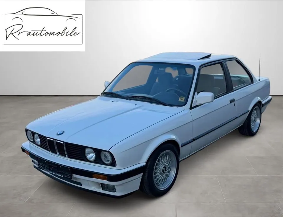 BMW 320I