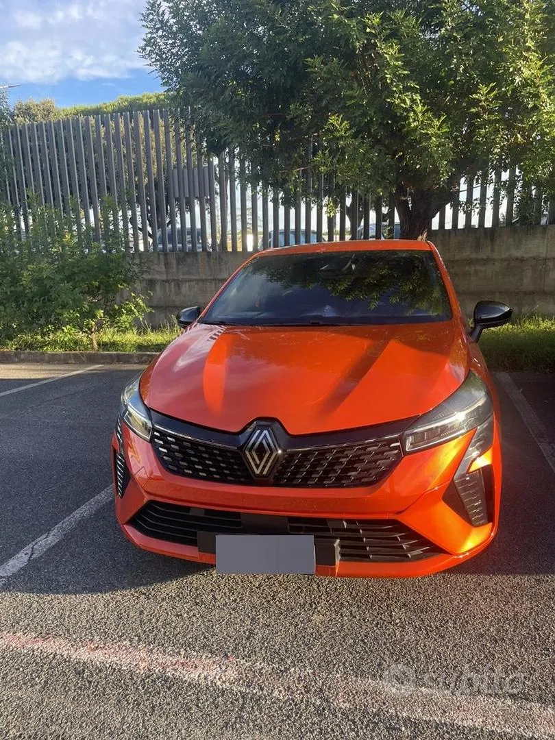 Renault Clio 2024 photo 2