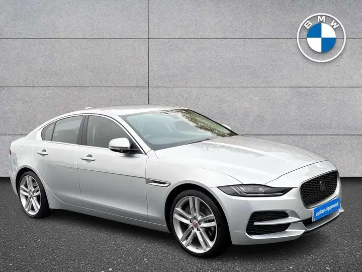 Jaguar Xe