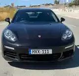 Porsche Panamera 2014 photo 2