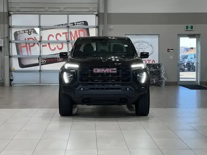 GMC Canyon 2023 photo 3