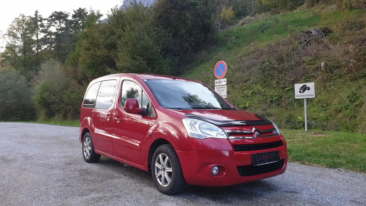 Citroen Berlingo 2010 photo 3