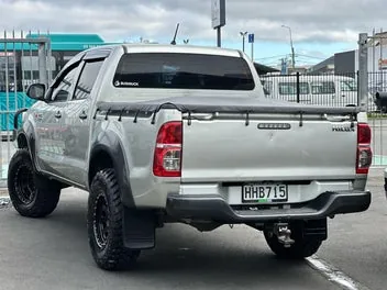 Toyota Hilux 2014 photo 5