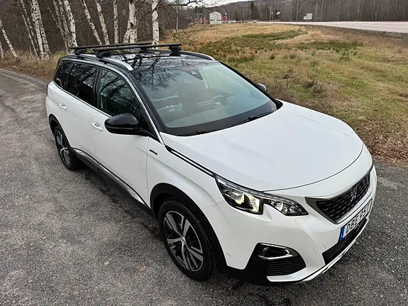 Peugeot 5008 2019 photo 3