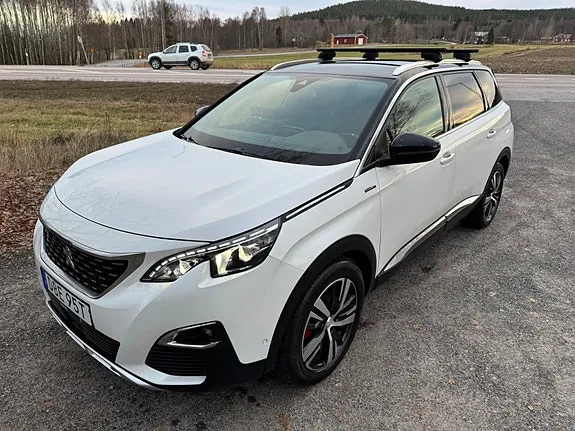 Peugeot 5008 2019 photo 2