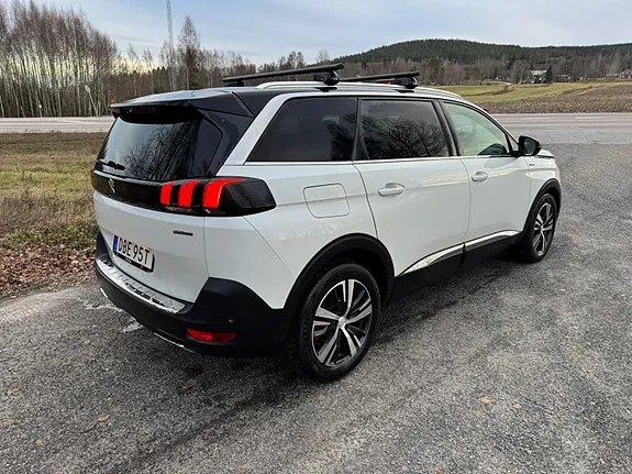 Peugeot 5008 2019 photo 4