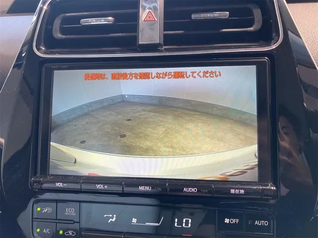 Toyota Prius 2017 photo 3