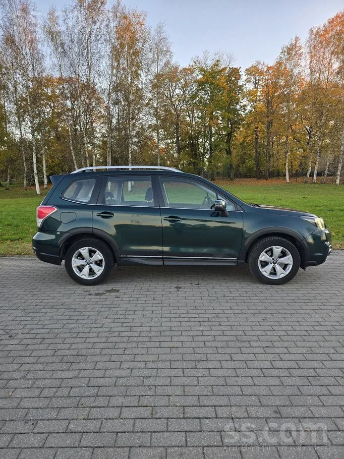 Subaru Forester 2016 photo 2