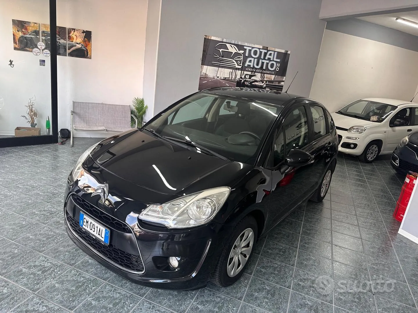 Citroen C3 2012 photo 2