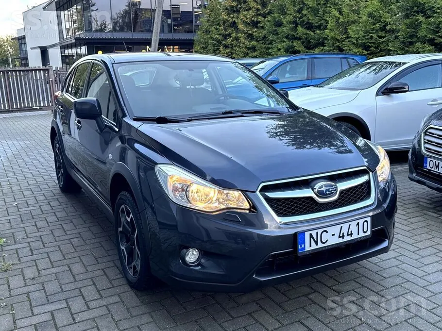 Subaru Xv 2014 photo 2