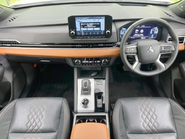 Mitsubishi Outlander Phv 2022 photo 2