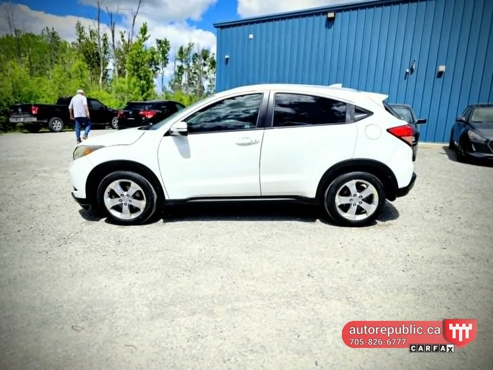 Honda Hr-V 2016 photo 2