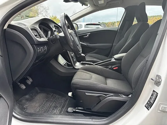 Volvo V40 2018 photo 4
