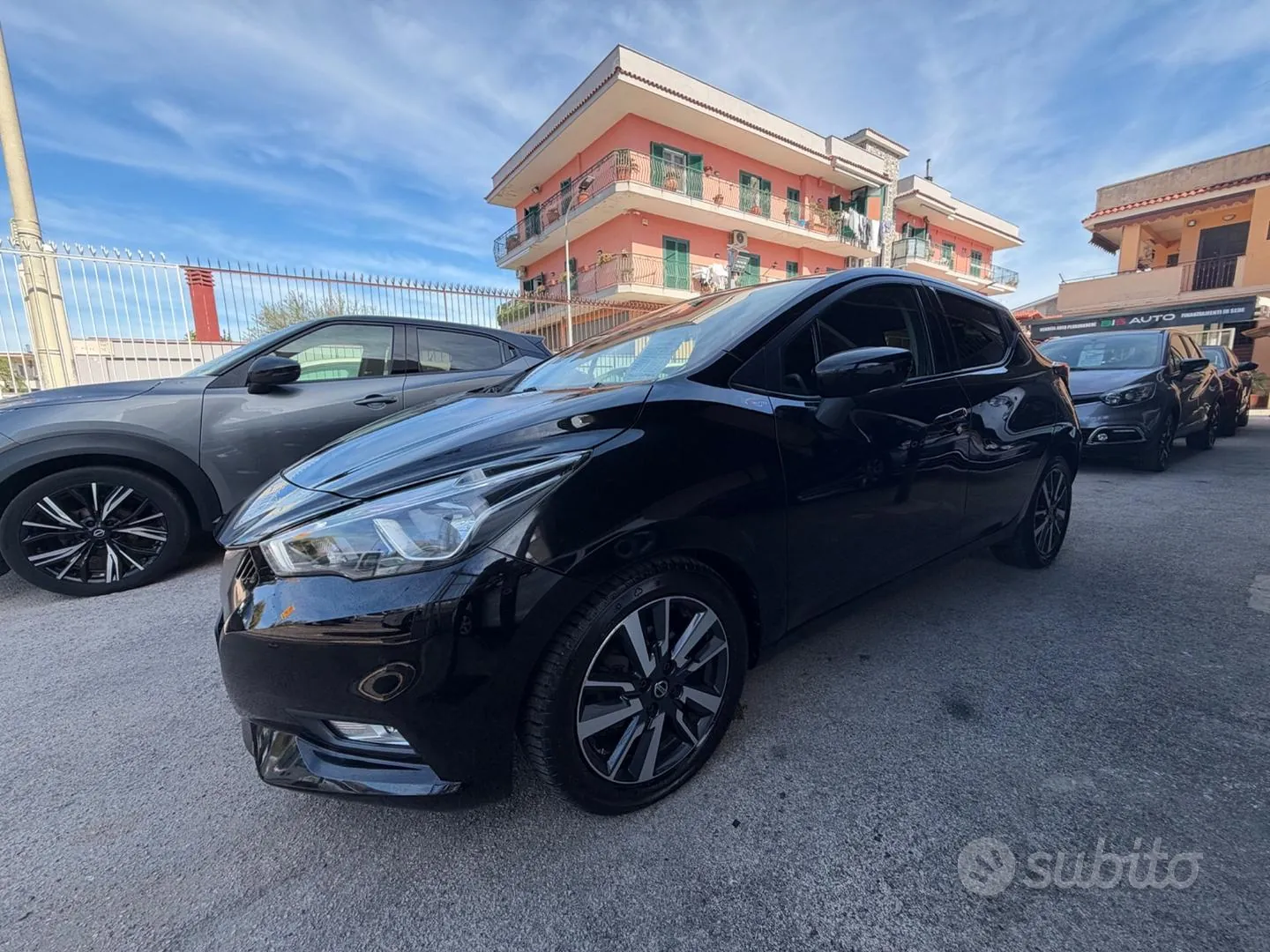 Nissan Micra 2017 photo 2