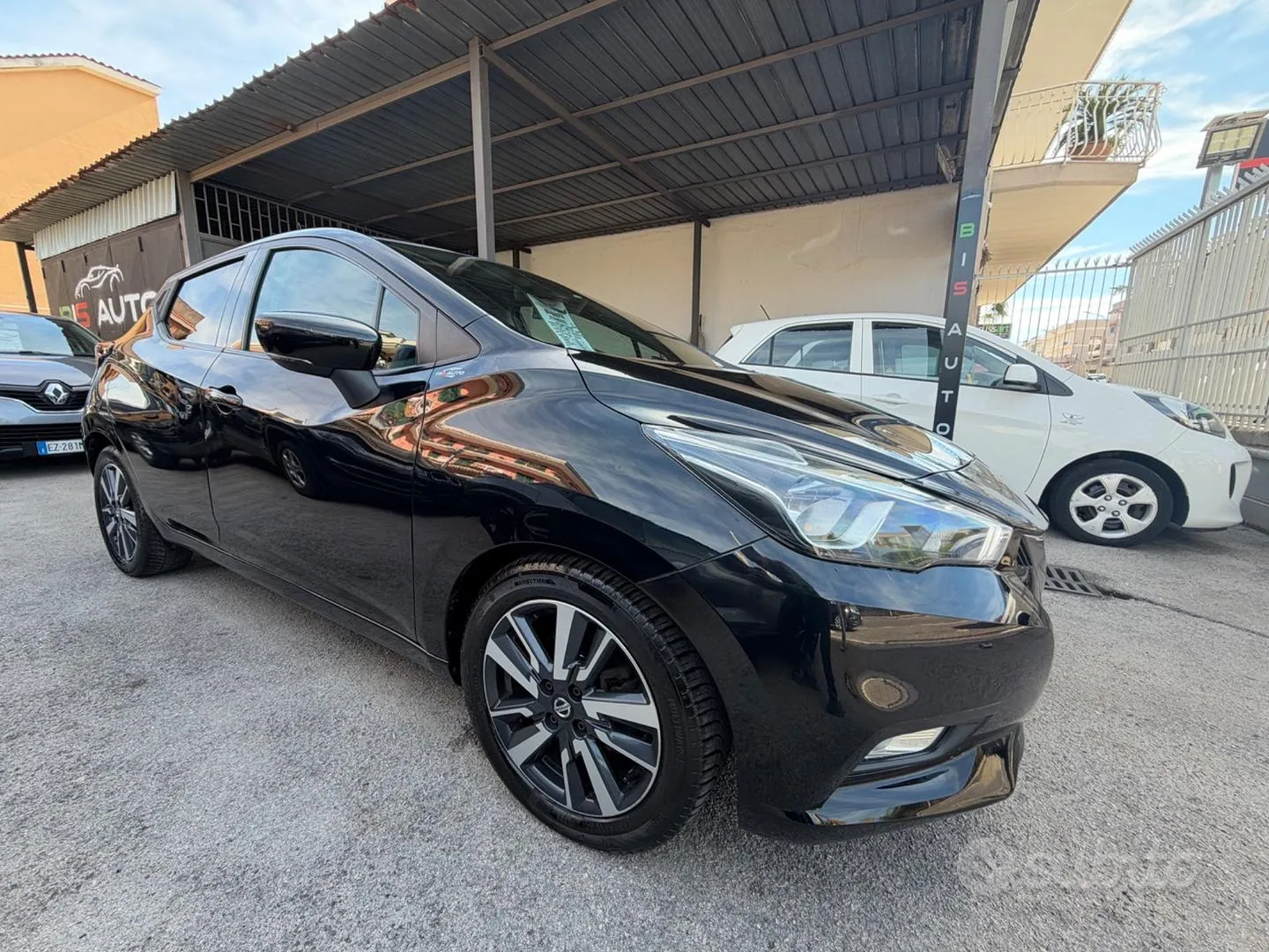 Nissan Micra 2017 photo 3