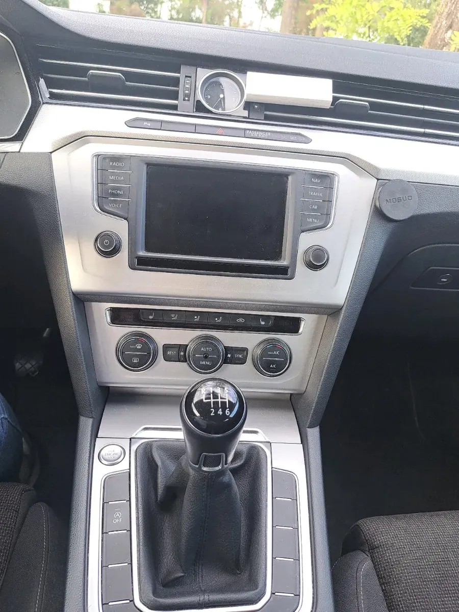Volkswagen Passat 2015 photo 3