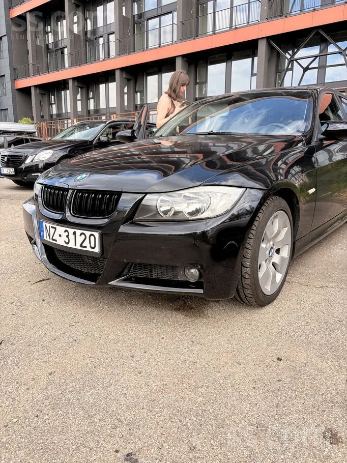 BMW 325D 2007 photo 4