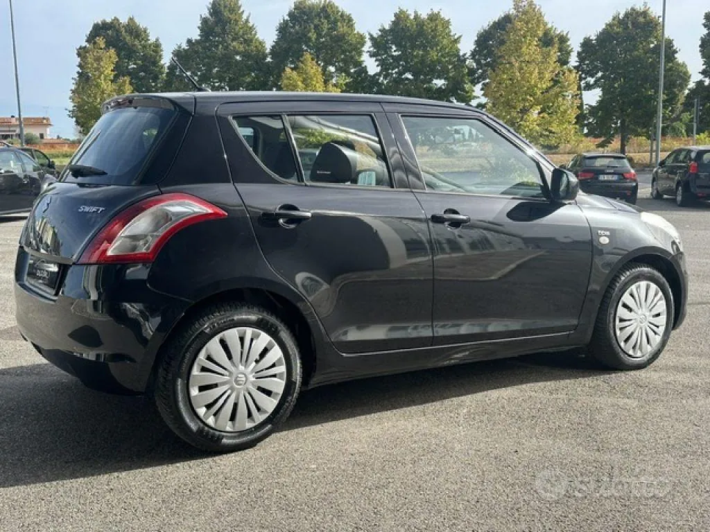 Suzuki Swift 2013 photo 5