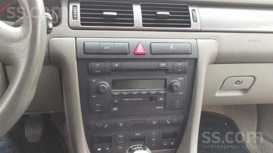 Audi A6 Avant 2002 photo 3