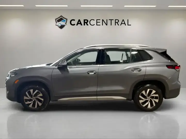 Volkswagen Tiguan 2025 photo 2