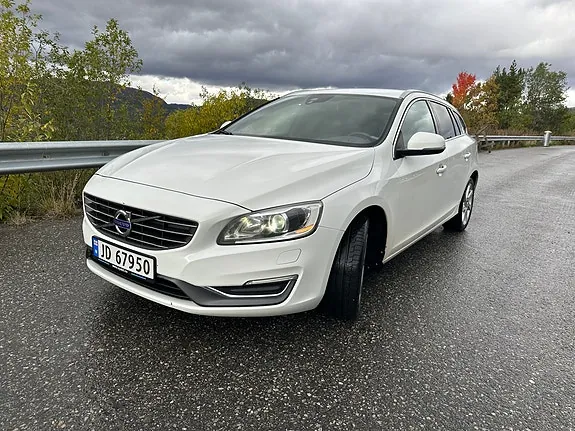 Volvo V60 2014 photo 2