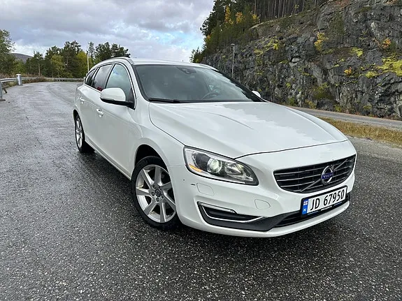 Volvo V60 2014 photo 4