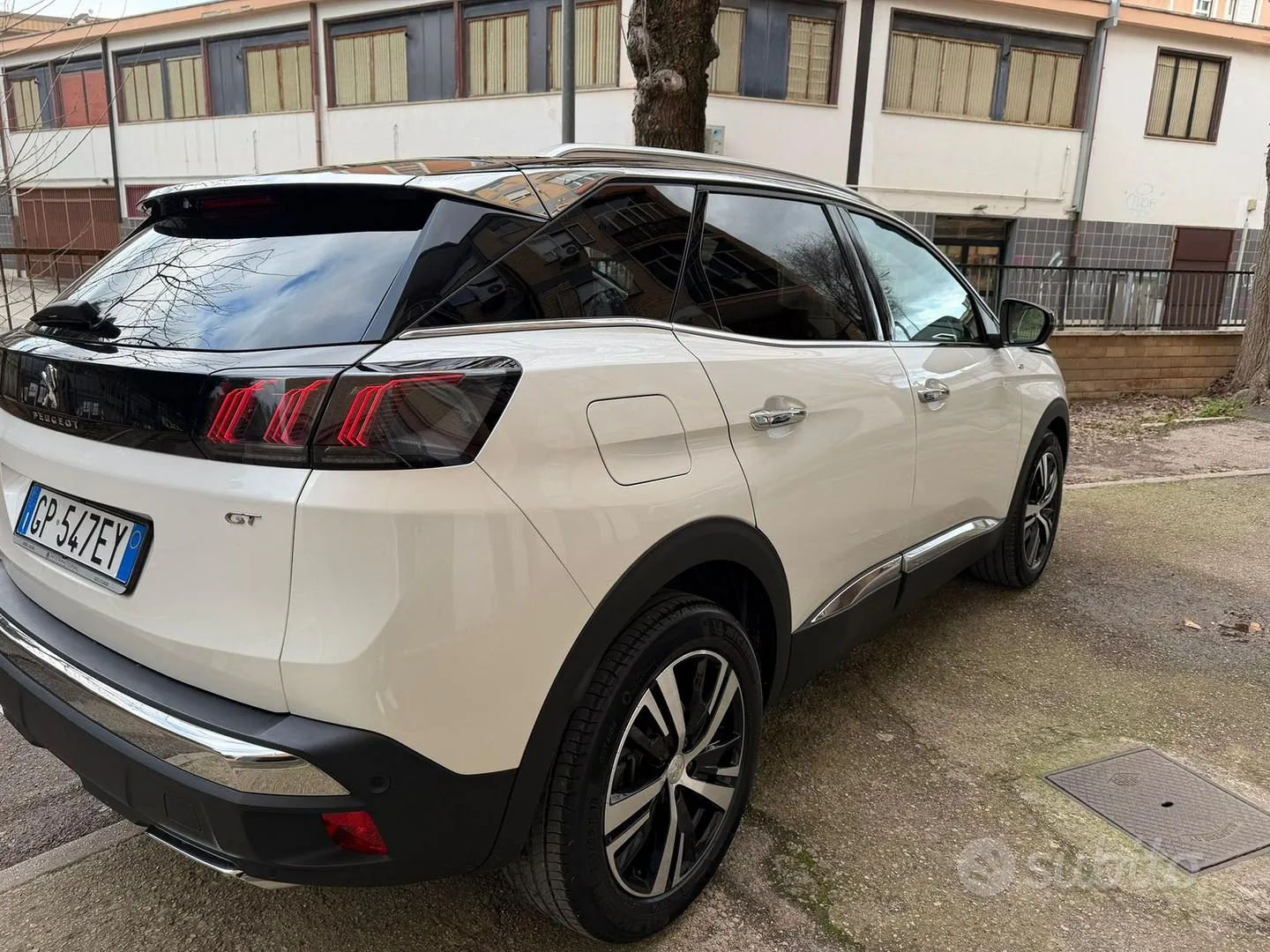 Peugeot 3008 2023 photo 3