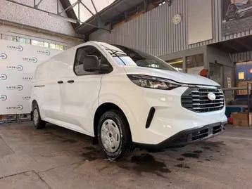 Ford Transit Custom 2026 photo 2