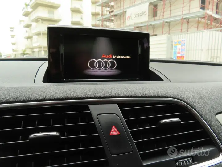 Audi Q3 2014 photo 5