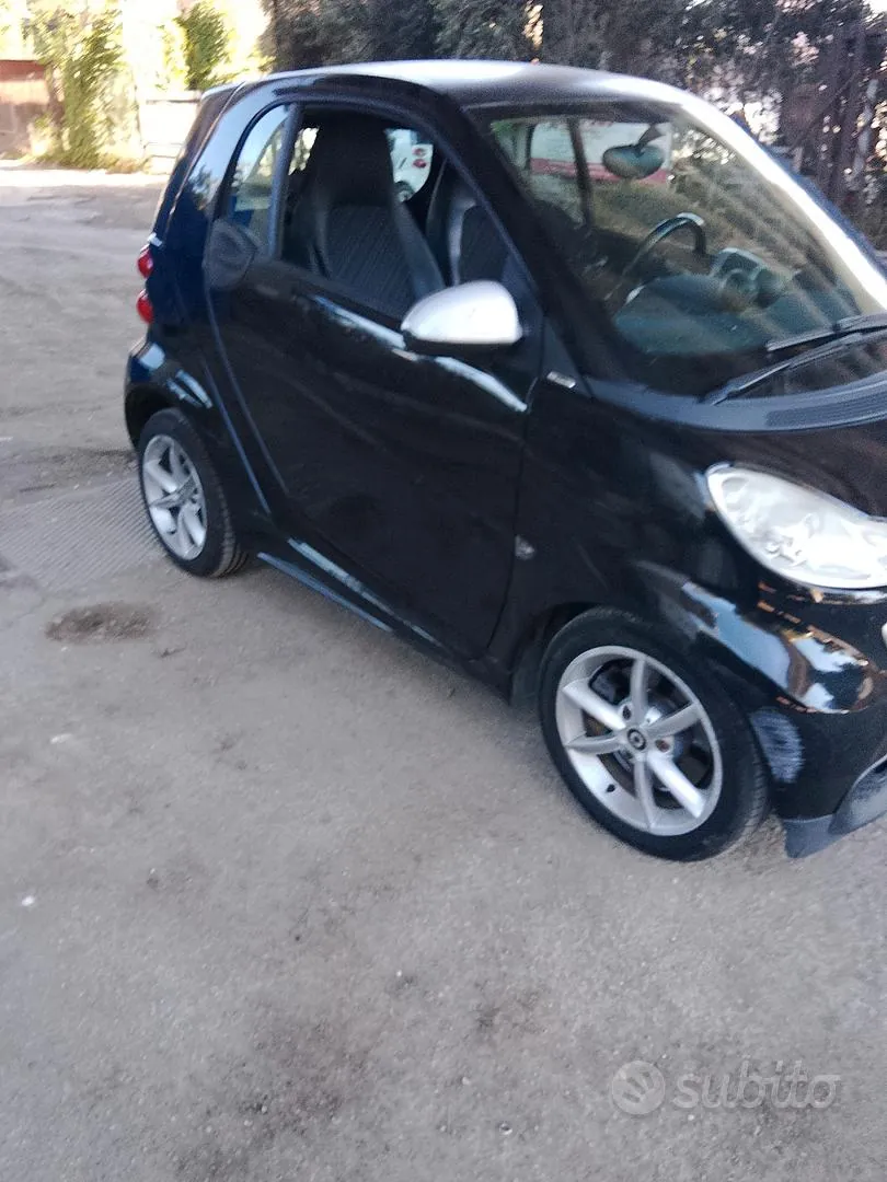 Smart Fortwo 2011 photo 4
