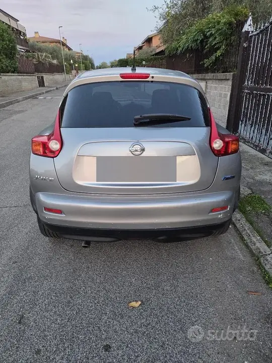 Nissan Juke 2011 photo 3