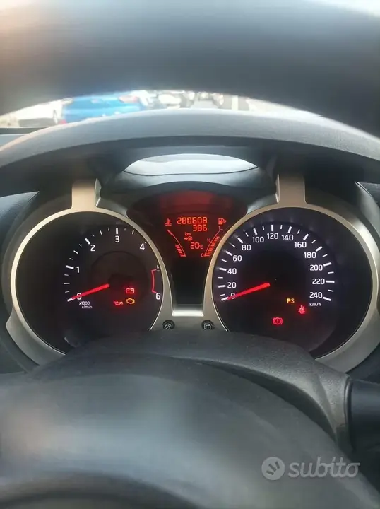 Nissan Juke 2011 photo 5