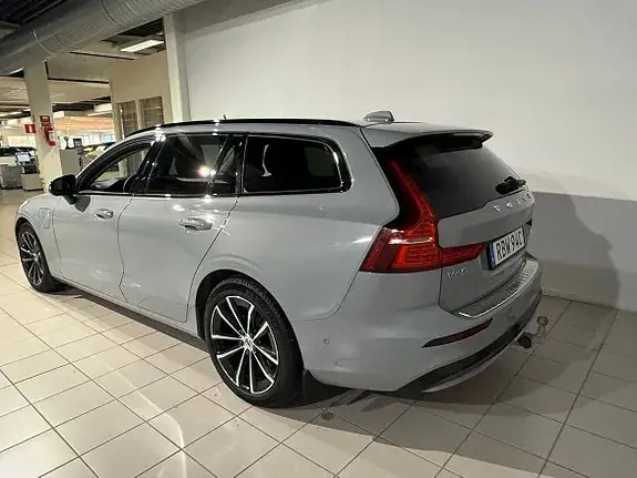 Volvo V60 2025 photo 4