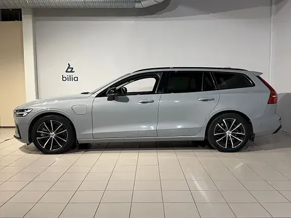 Volvo V60 2025 photo 3