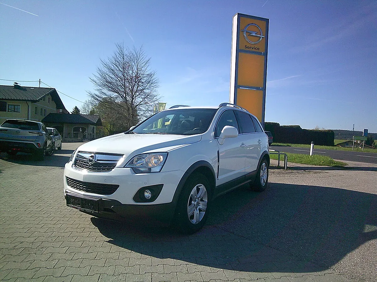 Opel Antara 2012 photo 2