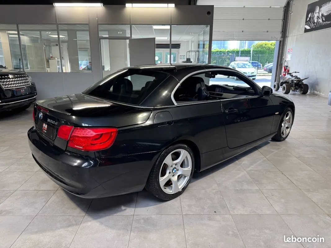 BMW 3 Series 2010 photo 4